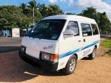 Nissan Vanette 1992 Van