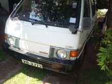 Nissan Vanette 1986 Van