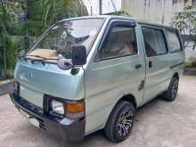 Nissan Vanette 1988 Van