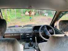 https://riyasewana.com/uploads/nissan-vannet-1992-419541712834.jpg