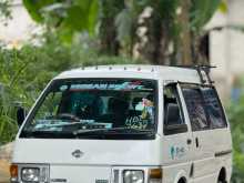https://riyasewana.com/uploads/nissan-vannet-1993-322352212032.jpg