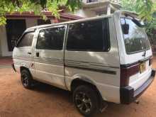 Nissan Vanette 1993 Van