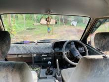 https://riyasewana.com/uploads/nissan-vannet-219055817715.jpg