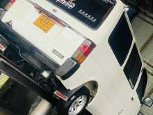Nissan Vanette 1990 Van
