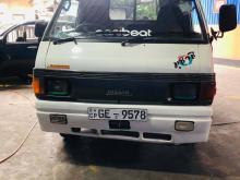 Nissan Vanette 2000 Lorry