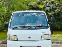 Nissan Vanette 2000 Van