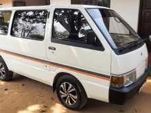 Nissan Vanette 1993 Van