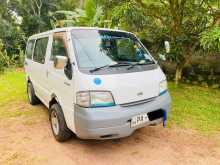 Nissan Vannte 2001 Van