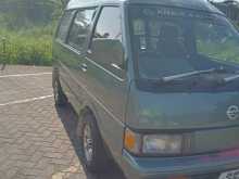 Nissan Vanntte 1992 Van