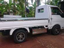 Nissan Vanette 2000 Lorry