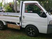Nissan Vantte 2000 Lorry