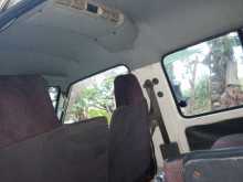 https://riyasewana.com/uploads/nissan-venat-171010484603.jpg