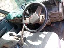 https://riyasewana.com/uploads/nissan-venatt-11634354993.jpg