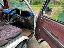 https://riyasewana.com/uploads/nissan-venette-17806406874.jpg