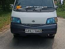 Nissan Vanette 2000 Van