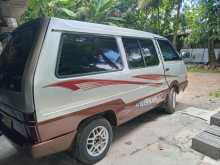 https://riyasewana.com/uploads/nissan-vennet-1998-1411540412783.jpg