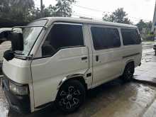 Nissan Caravan 2005 Van