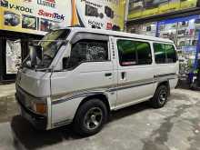 Nissan VRE24 1994 Van