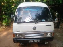 Nissan Vrg 1986 Van