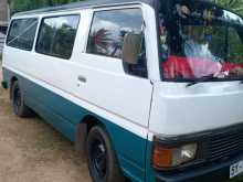Nissan Vrg 1986 Van