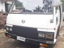 Nissan VRG 1985 Van