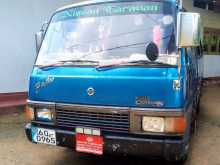 Nissan Caravan 1982 Van
