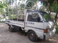 Nissan VANETTE 1981 Lorry