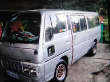 Nissan Vrg 1985 Van