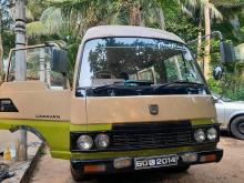 Nissan Caravan Vrg 1981 Van