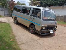 Nissan Caravan Vrg 1986 Van