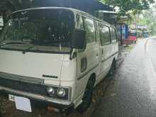 Nissan Caravan Vrg 1981 Van