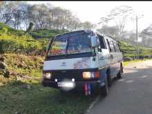 Nissan Caravan Vrg 1985 Van