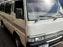 Nissan Caravan VRGE 1981 Van