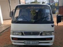 Nissan Caravan VRGE23 1982 Van