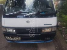 Nissan VRGE24 1993 Van