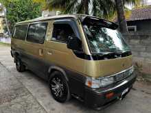 Nissan VRGE24 Caravan 1990 Van