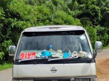 Nissan VRGE24 CARAVAN 1993 Van