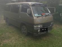 Nissan VTE24 1999 Van