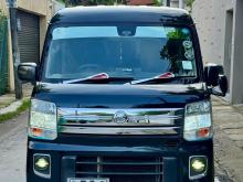 Nissan Wagon 2019 Van