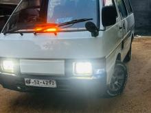 Nissan Vanette 1992 Van