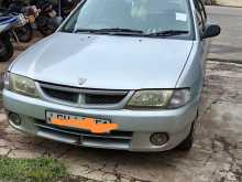 Nissan Wingroad 2000 Car