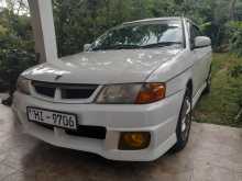Nissan Wingroad 2000 Car