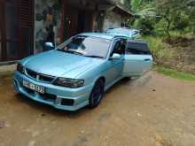 Nissan Wingroad 2000 Car