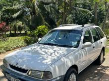 Nissan Wingroad 2001 Car