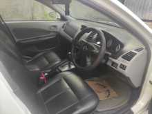 https://riyasewana.com/uploads/nissan-wingroad-vfy11-2001-1018550912294.jpg
