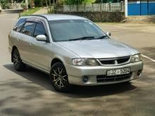 Nissan Wingroad WFY11 X 2001 Car