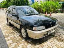 Nissan Wingroad Y10 2001 Car
