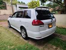 https://riyasewana.com/uploads/nissan-wingroad-y11-2003-209073412752.jpg