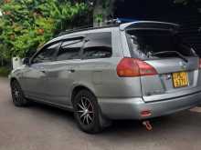 Nissan Wingroad Y11 2000 Car