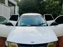 Nissan Wingroad Y11 2000 Car